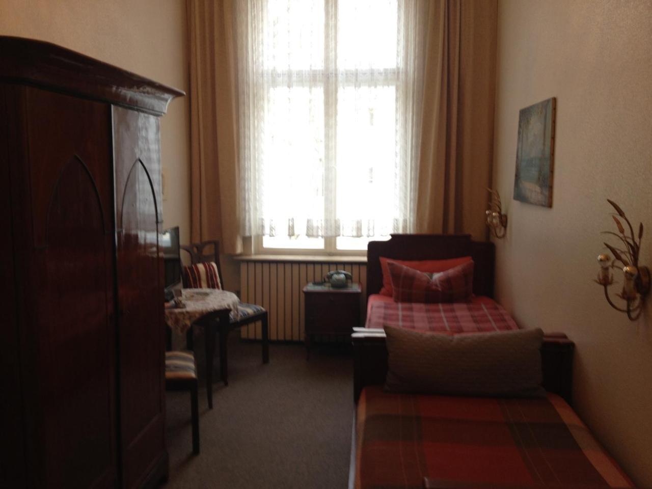 Hotel Pension Columbus Am Kurfurstendamm Берлин Экстерьер фото